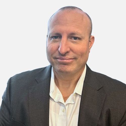 6938321586214a3d18d6e1e8_Jay-p-500